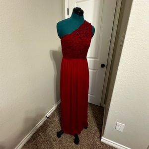 David’s Bridal partial lace one shoulder dress size 6